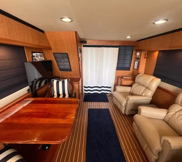 Shamrock Yacht Photos Pics 