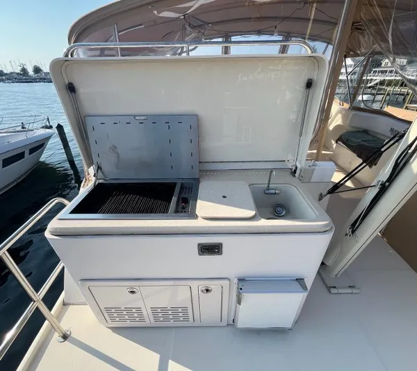 Shamrock Yacht Photos Pics 