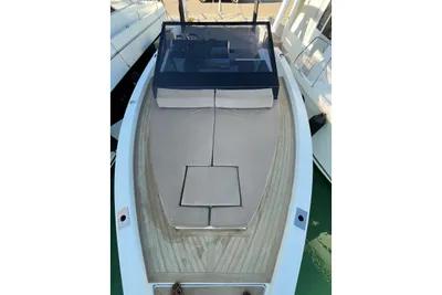 2018 De Antonio Yachts 33cruisers