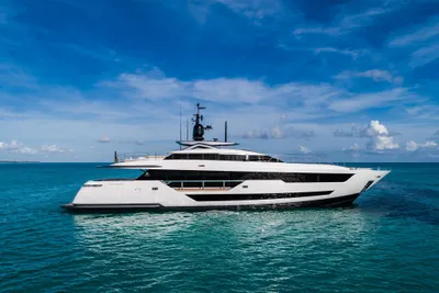 Custom Line 120'