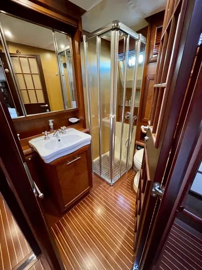 Ce Lu Yacht Photos Pics 