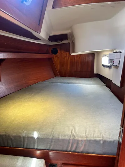 Night Heron Yacht Photos Pics 