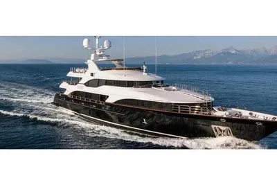 2010 Benetti 45