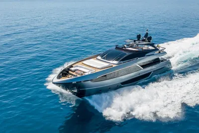 Riva 100' Corsaro