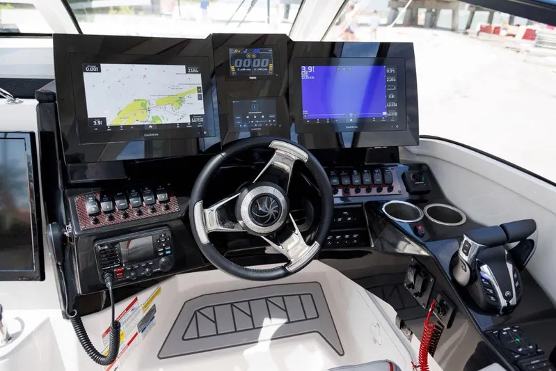  Yacht Photos Pics Manufacturer Provided Image: Manufacturer Provided Image