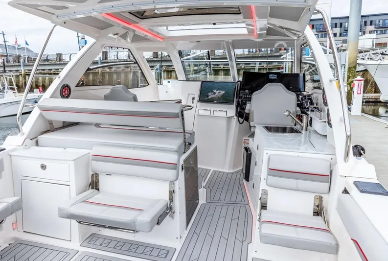  Yacht Photos Pics Manufacturer Provided Image: Manufacturer Provided Image