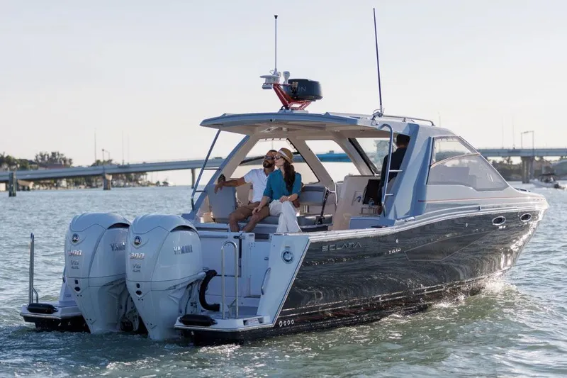  Yacht Photos Pics Manufacturer Provided Image: Manufacturer Provided Image