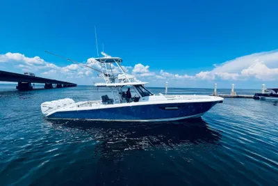 Pursuit S 428