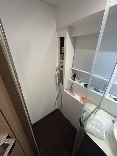  Yacht Photos Pics Ferretti 500 for sale