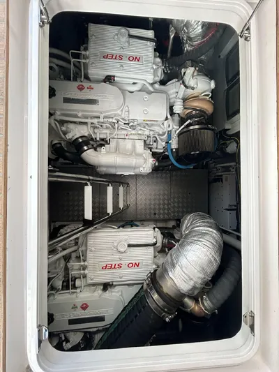  Yacht Photos Pics Ferretti 500 for sale