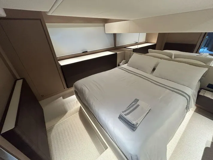  Yacht Photos Pics Ferretti 500 for sale