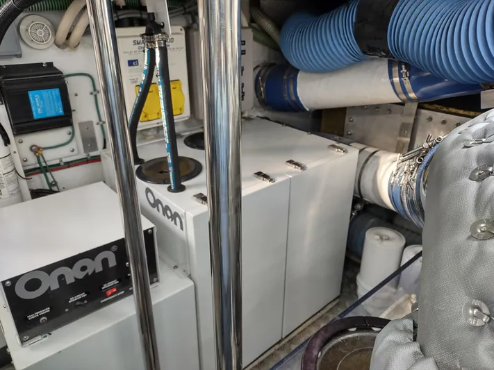 F66 Yacht Photos Pics 