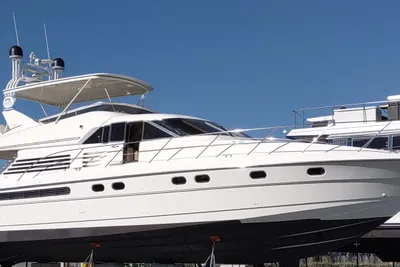 Fairline 66