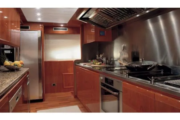  Yacht Photos Pics Manufacturer Provided Image