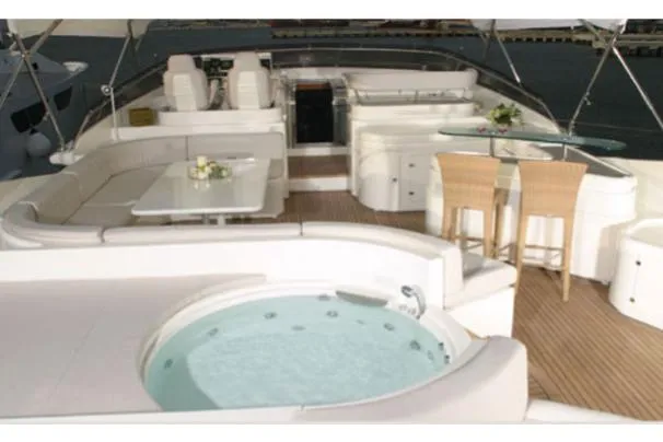  Yacht Photos Pics Manufacturer Provided Image