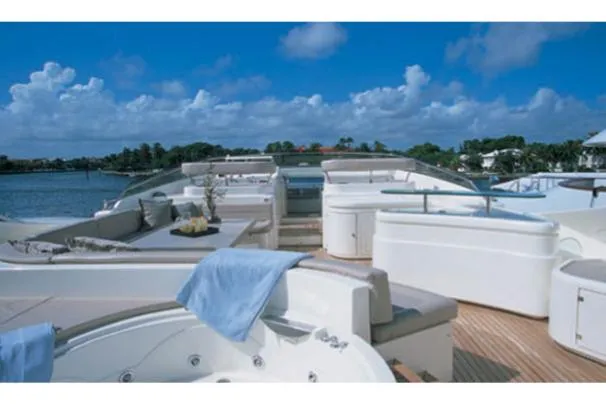  Yacht Photos Pics Manufacturer Provided Image