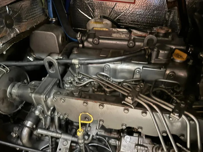 Essence Yacht Photos Pics Engine of a 1998 Island Packet 40 sailboat, detailed view.