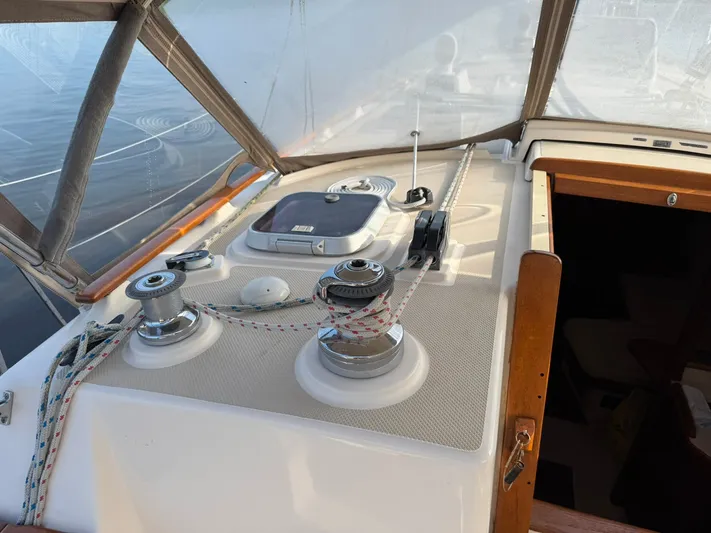 Essence Yacht Photos Pics 