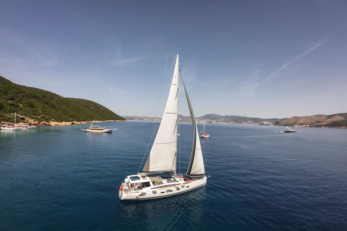 2019 Jeanneau 64 