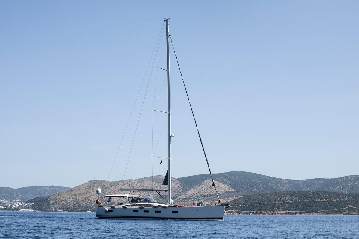2019 Jeanneau 64 