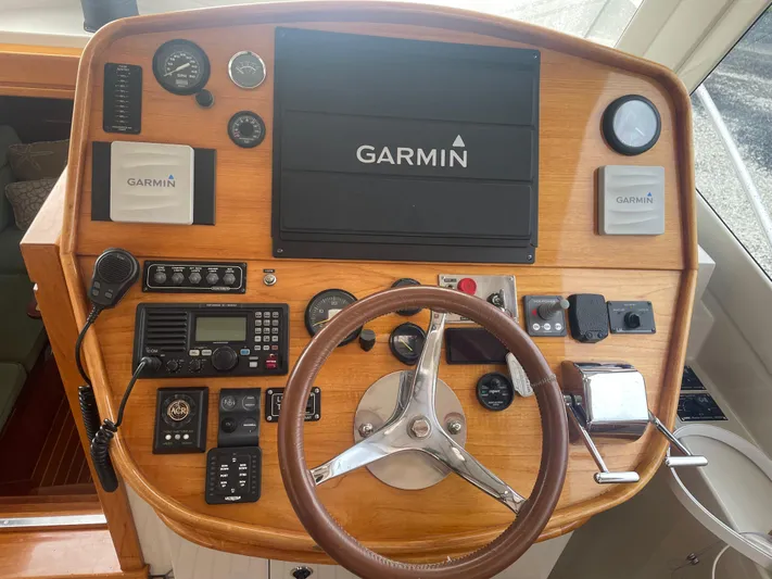 Skylark(ex Whim & Annie Rose) Yacht Photos Pics 