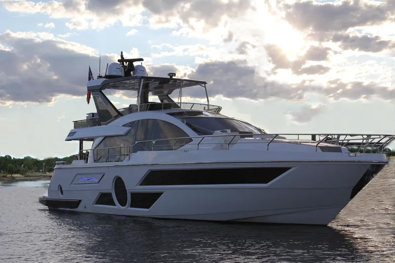  Yacht Photos Pics 
