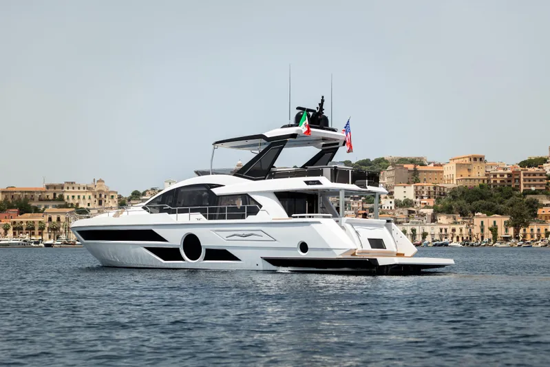  Yacht Photos Pics 