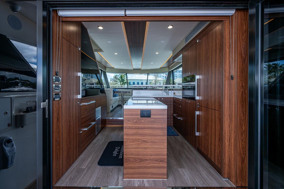 2024 Maritimo 60 