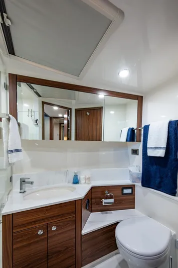 Afternoon Delight Yacht Photos Pics 