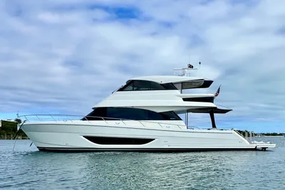 Maritimo M60