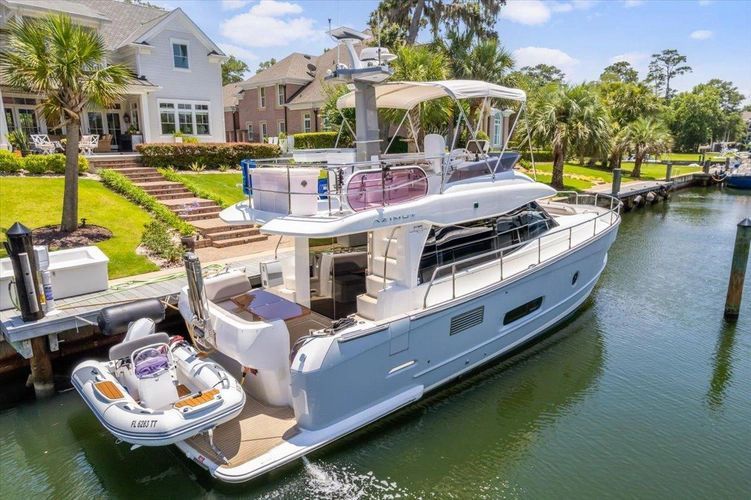 2014 Azimut 43 