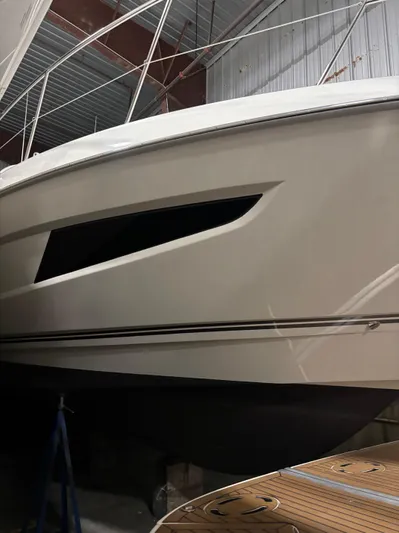 Banzai IV Yacht Photos Pics 