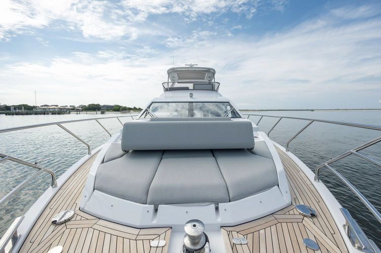 2023 Azimut 60 