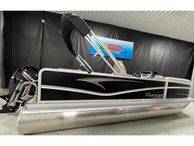 2022 Premier 210 Sunsation