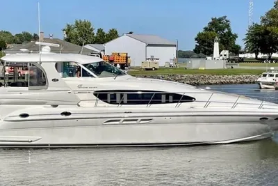 Sea Ray 480 Motor Yacht
