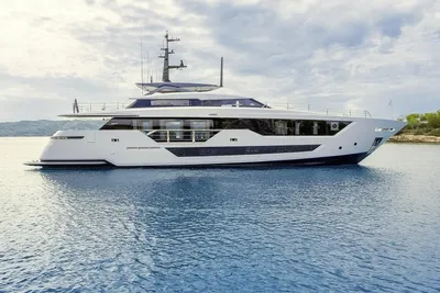 Custom Line 106