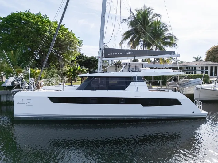 Yacht Photos Pics 