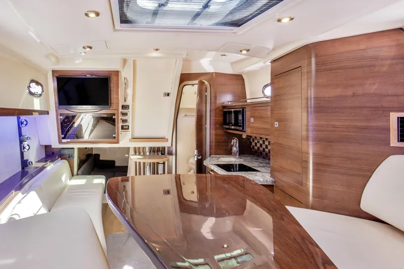 No Name Yacht Photos Pics 2019 Boston Whaler 345 Conquest Cabin