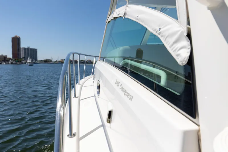 No Name Yacht Photos Pics 2019 Boston Whaler 345 Conquest Side