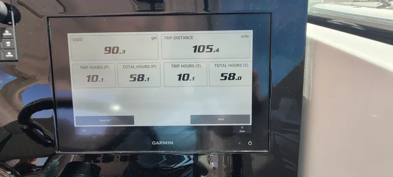  Yacht Photos Pics 2023 PURSUIT 326 DC - Image 18