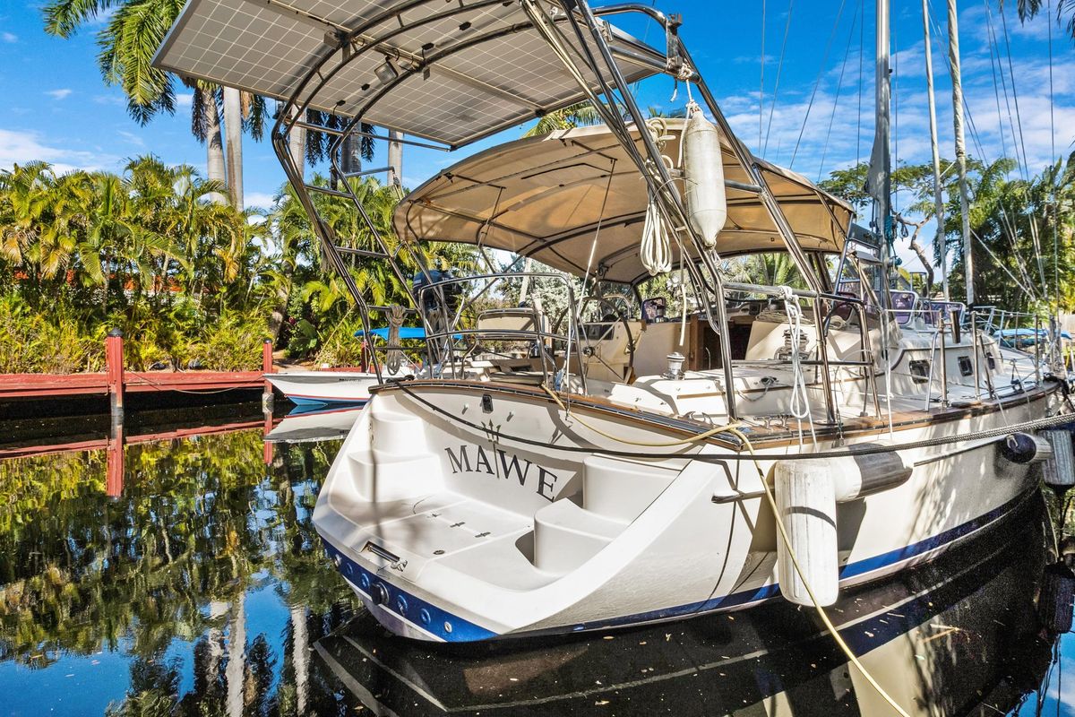 2006 Island Packet 45 