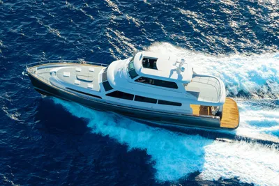 Grand Banks 85