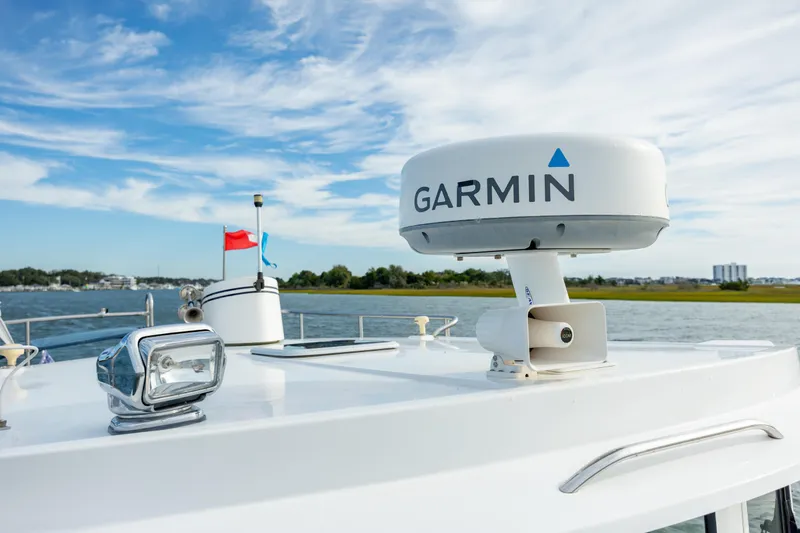 Fiddlesqueak Yacht Photos Pics 