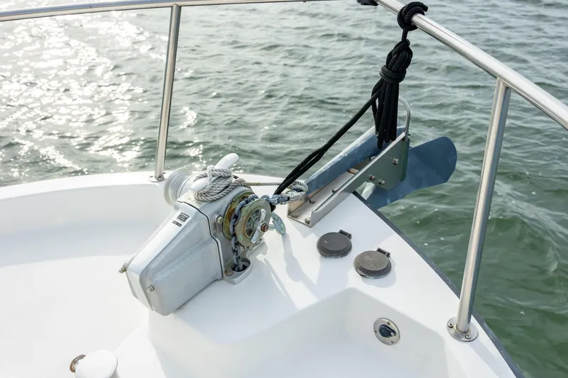 Fiddlesqueak Yacht Photos Pics 