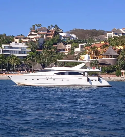  Yacht Photos Pics 1998 Azimut 85 Ultimate yacht cruising near a tropical coastline.