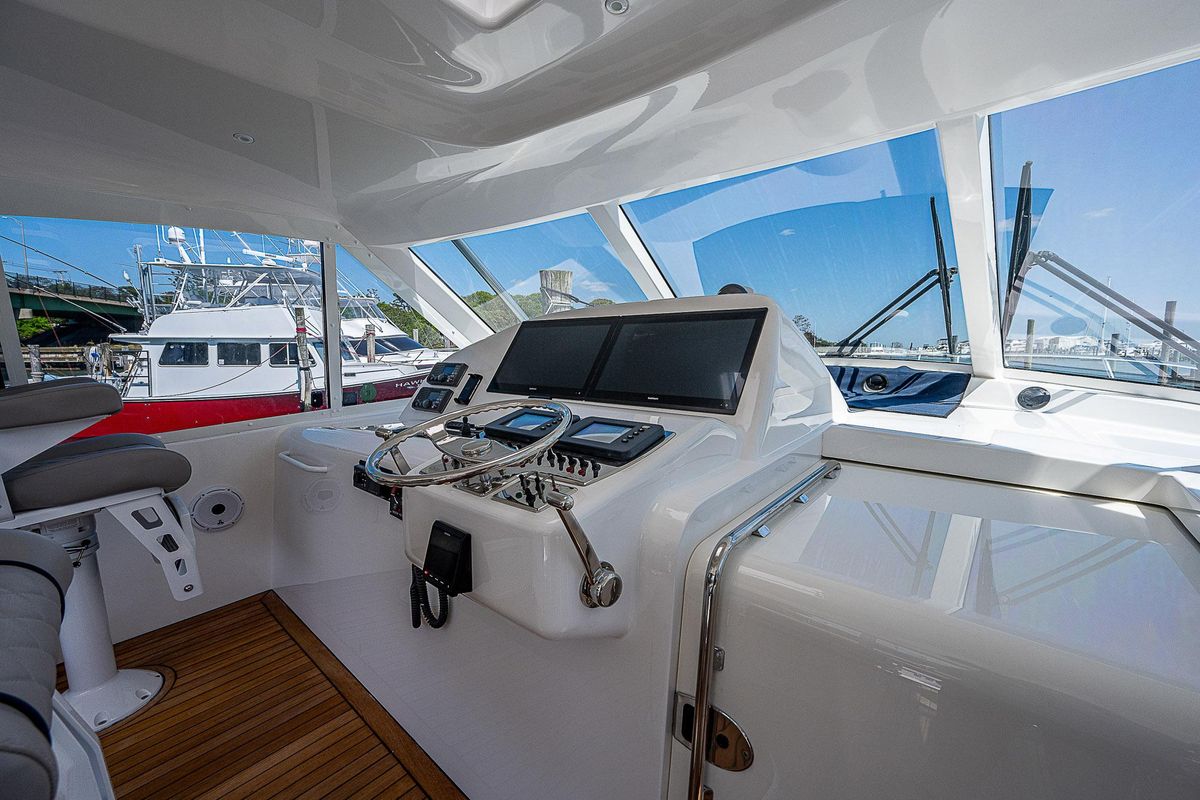 2012 Cabo 44 
