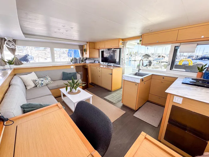 Silvi Squad Yacht Photos Pics 