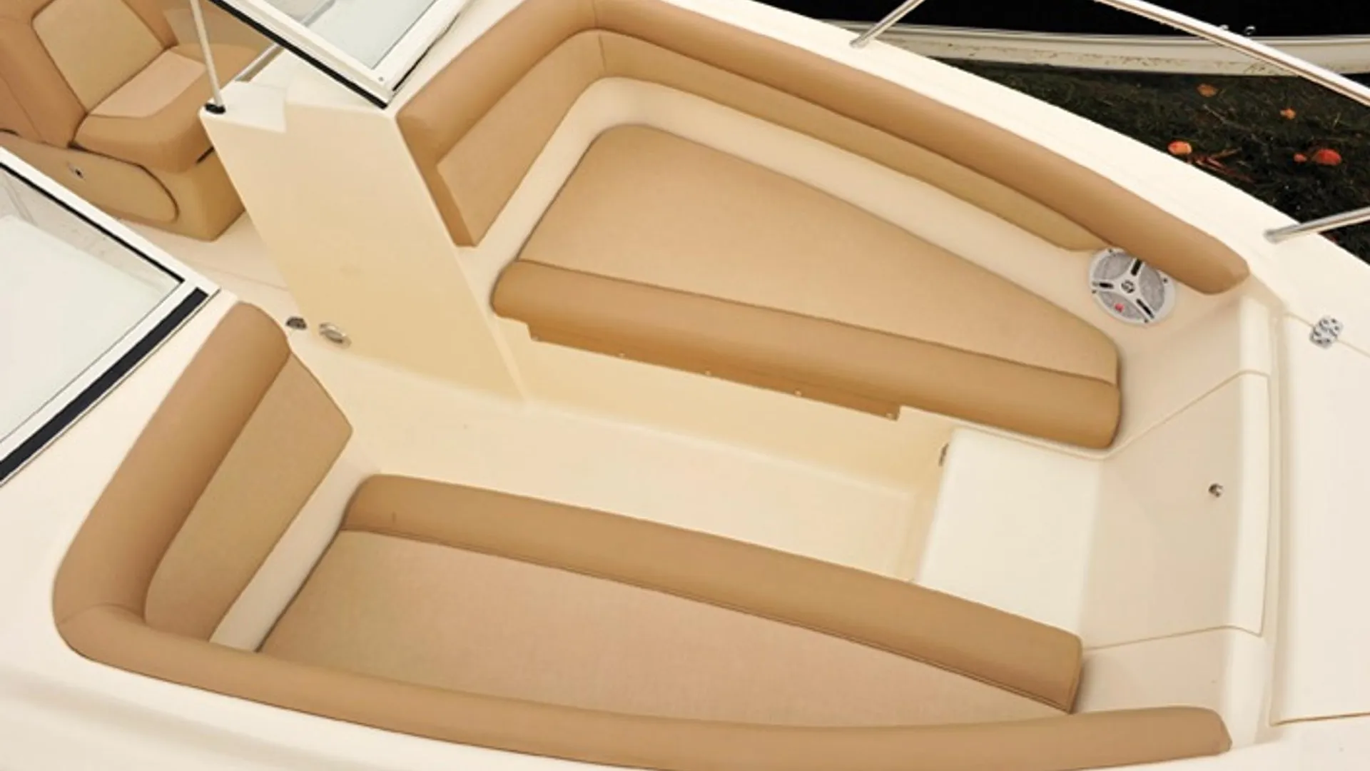 2015 Scout 210 Dorado Photo