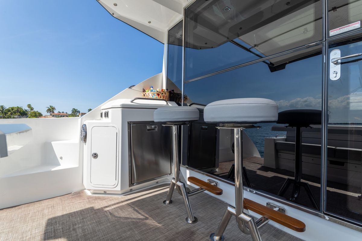 2018 Cruisers Yachts 45 