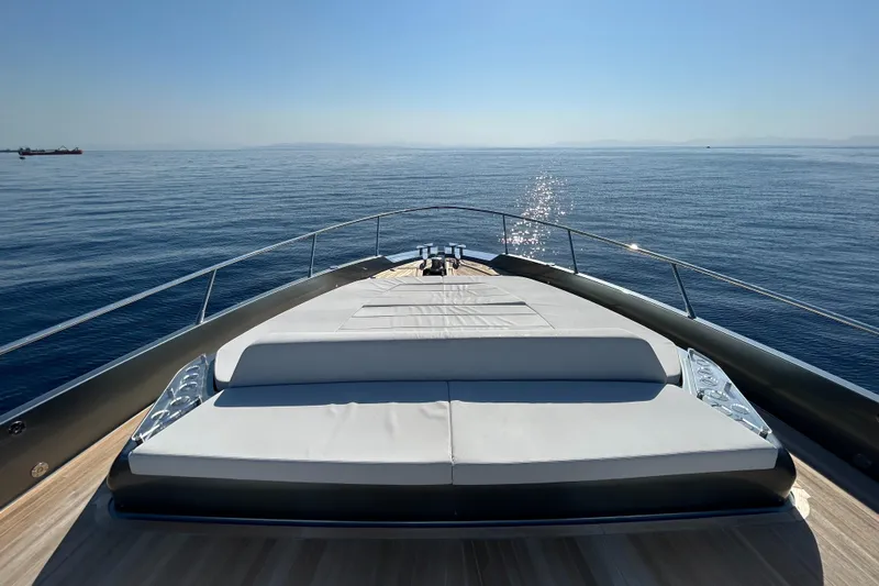 Nc03079 Yacht Photos Pics 